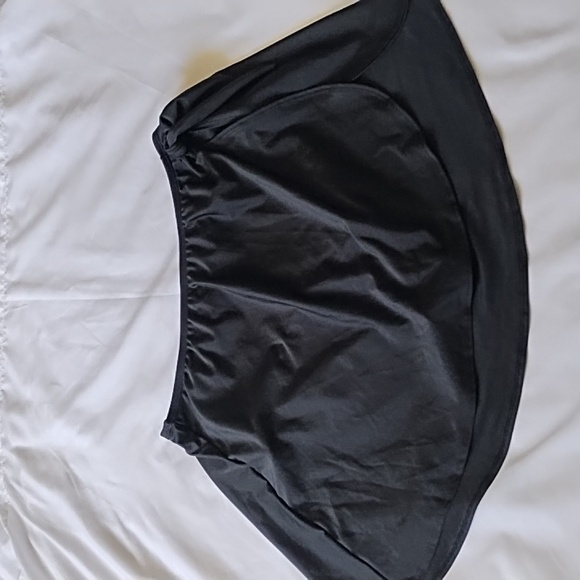 NWT Old Navy Black Swim Skirt SzMed - Picture 3 of 8
